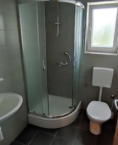 Ap Nada روغوزنيكا